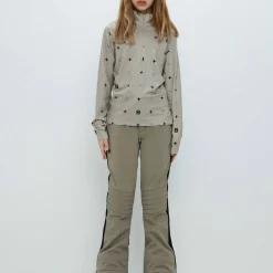 8848 Altitude Juniors' 8 Star Sweat Lt Beige