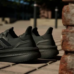 Adidas Men's Ultraboost 5 Core Black/Core Black/Core Black