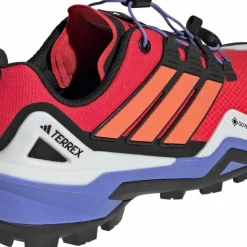 Adidas Women's Terrex Skychaser Gore-Tex Red/Secobl/Core Black
