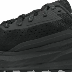 Altra Women's Olympus 6 Black/Black