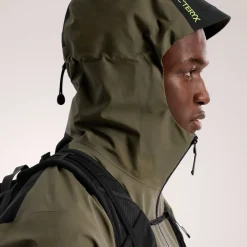 Arc'teryx Men's Beta Jacket Spotlight