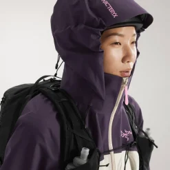 Arc'teryx Women's Beta AR Jacket Cosmic Bloom