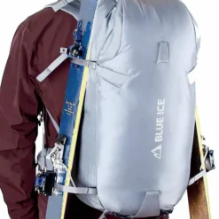 Blue Ice Kume 32L Flint Stone