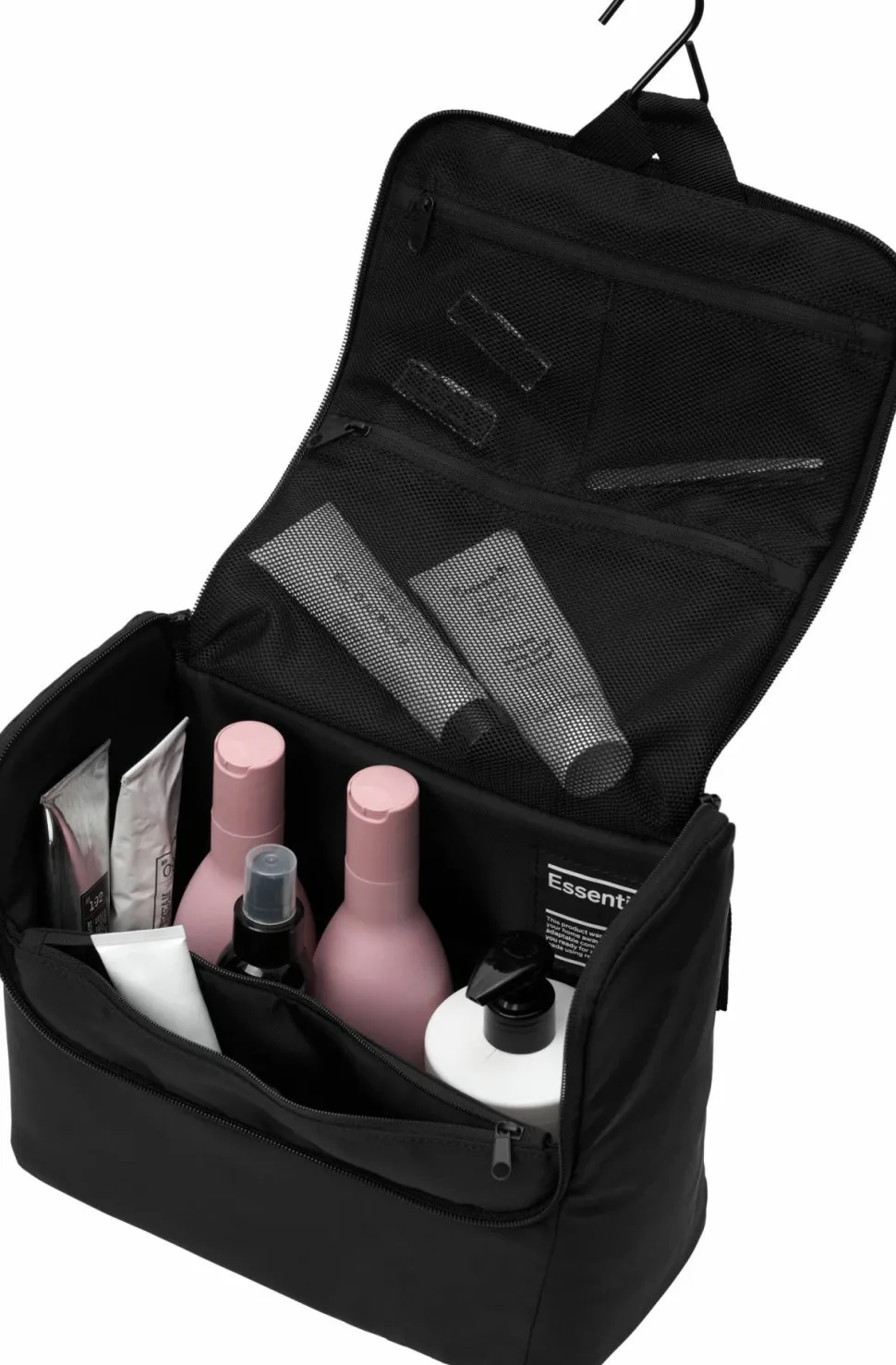 Db Essential Washbag M Black Out