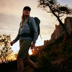 Fjällräven Women's Abisko Midsummer Shorts Indigo Blue/Dark Navy