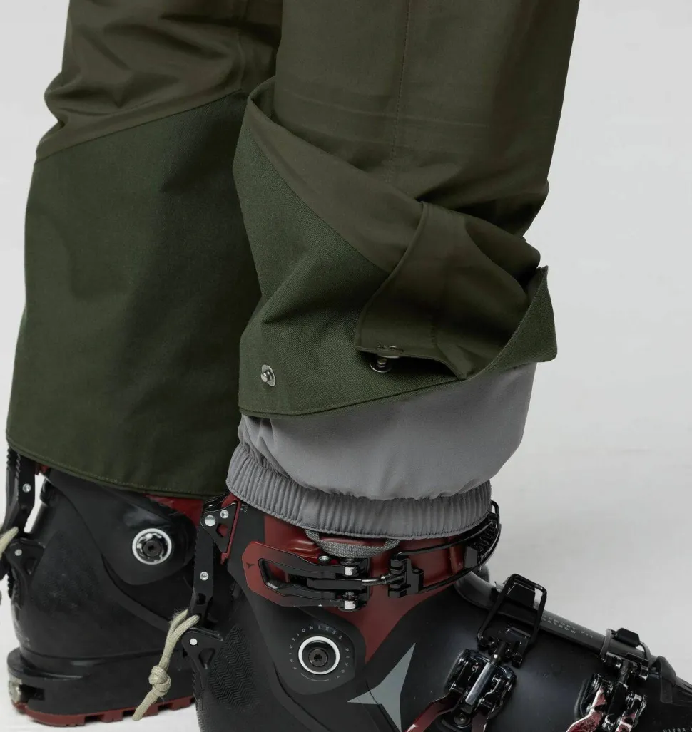 Fjällräven Women's Bergtagen GORE-TEX Touring Trousers Black
