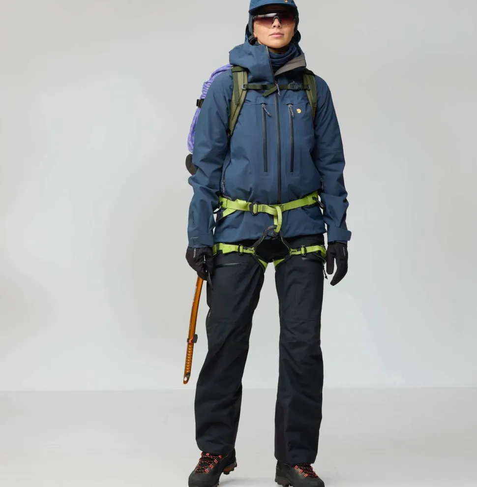 Fjällräven Women's Bergtagen GORE-TEX Pro Jacket Flame Orange