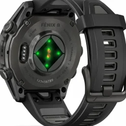 Garmin Fenix 8 Amoled 43mm, Sapphire Carbon Gray DLC Titanium - Black/Pebble Grey Silicone Strap