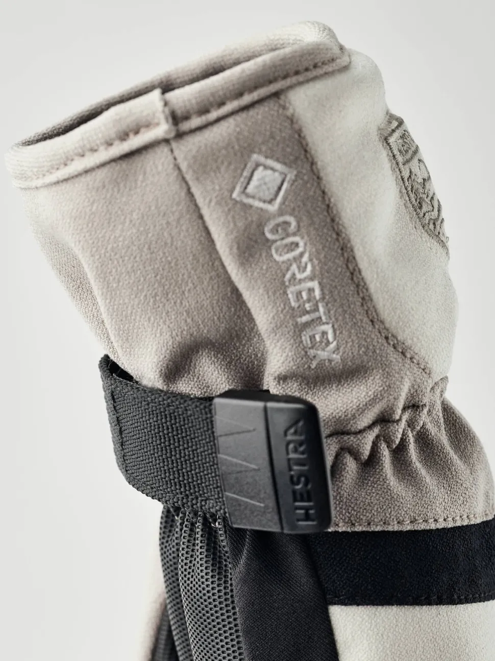 Hestra Juniors' Gore-Tex Atlas 5 Finger Beige