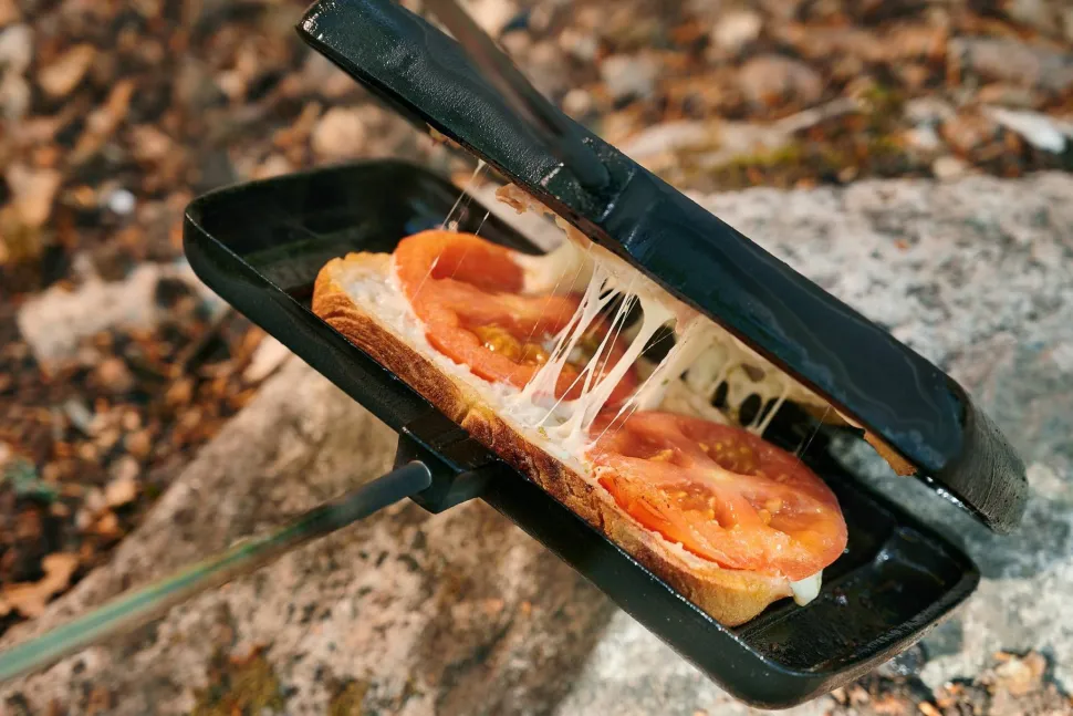 Hällmark Sandwich Toaster Cast Iron