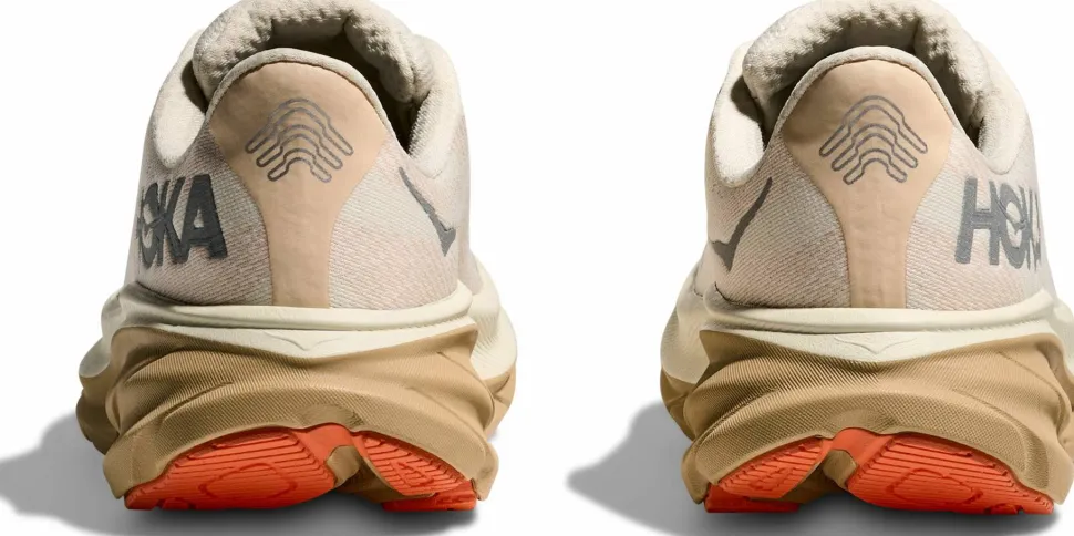 Hoka Women's Clifton 9 GORE-TEX Eggshell / Khaki