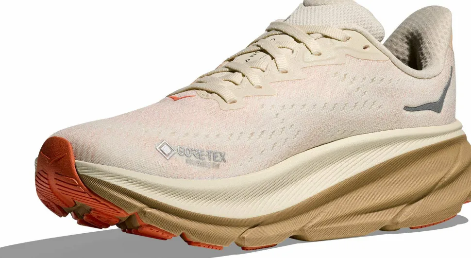 Hoka Women's Clifton 9 GORE-TEX Eggshell / Khaki