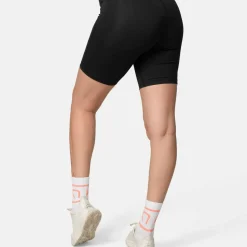 Kari Traa Women's Ava 8 Inch Shorts Black