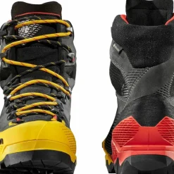 La Sportiva Men's Aequilibrium LT Gore-Tex Black/yellow