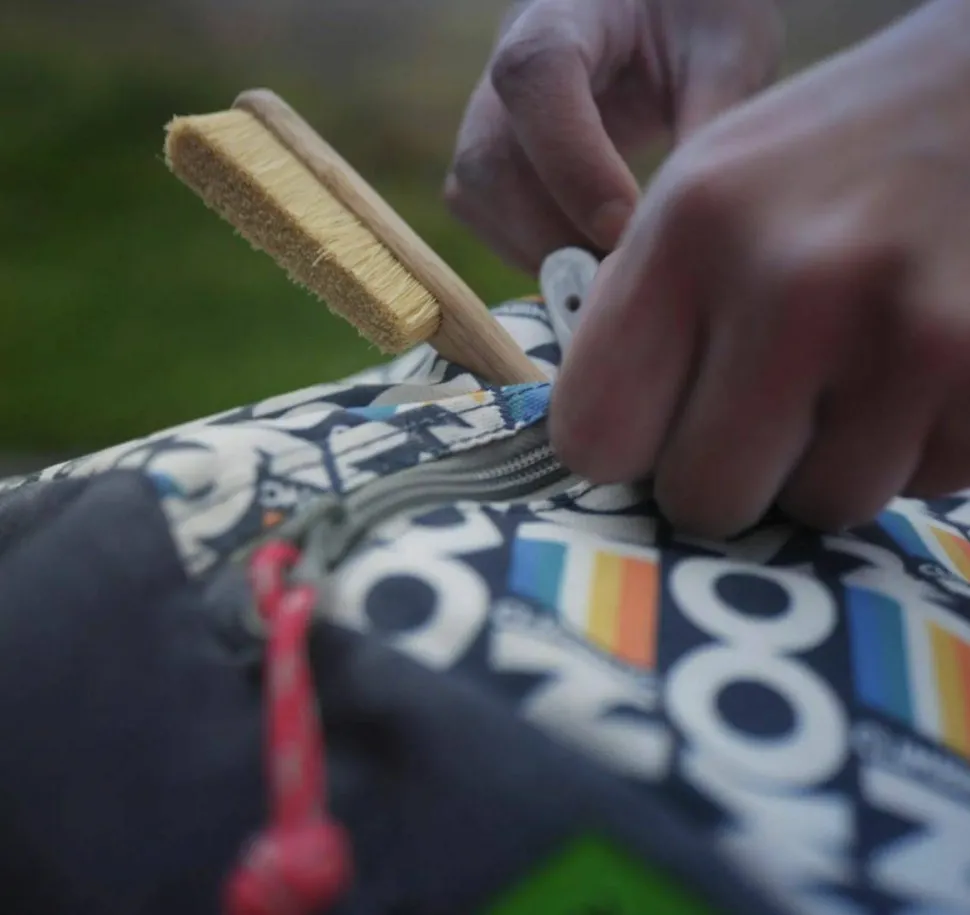 Moon Climbing Moon Voyager Pro Brush Wood