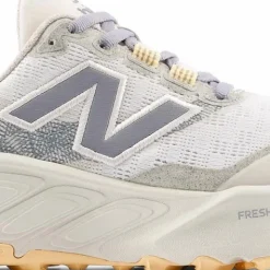 New Balance Women's Freshfoam Hierro V9 Sea Salt / White Peach