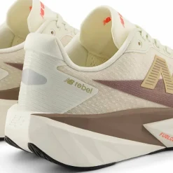 New Balance Women's Fuelcell Rebel V5 Angora