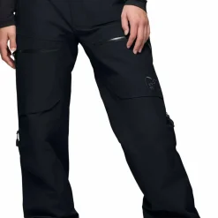 Norrøna Women's Lofoten GORE-TEX Insulated Short Pants Caviar Black