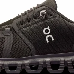 On Women’s Cloud 6 Black/Black