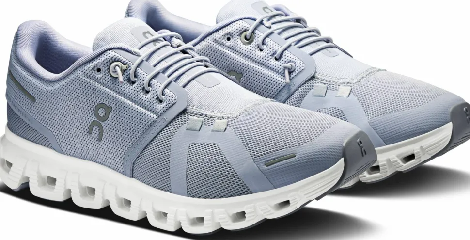 On Women's Cloud 6 Nimbus / White