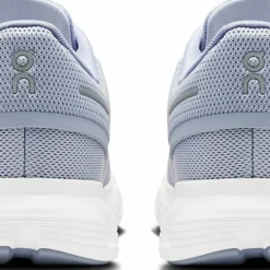 On Women's Cloud 6 Nimbus / White