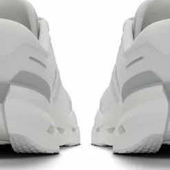 On Wommen's Cloudrunner 3 White/Ivory