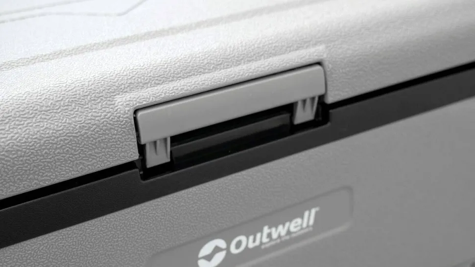 Outwell Arctic Chill 40 Black & Grey