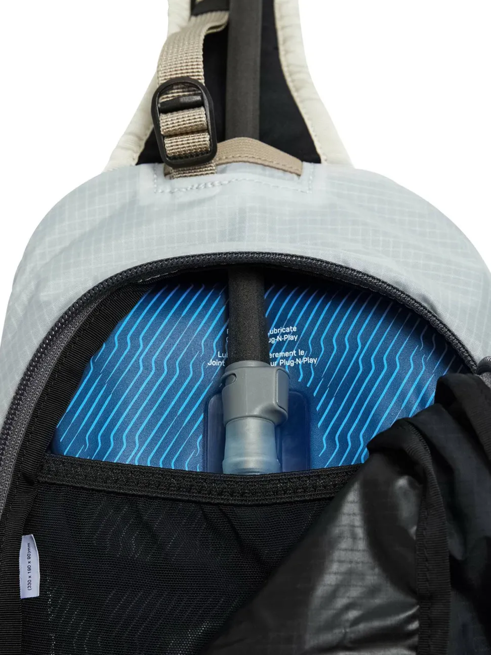 Peak Performance Outdoor Slingbag 4,5 L Summit Smoke