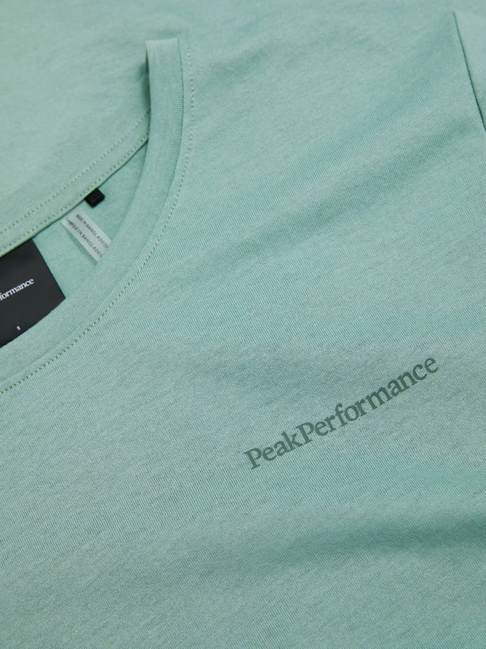 Peak Performance Women's Explore Logo Tee Green Valley