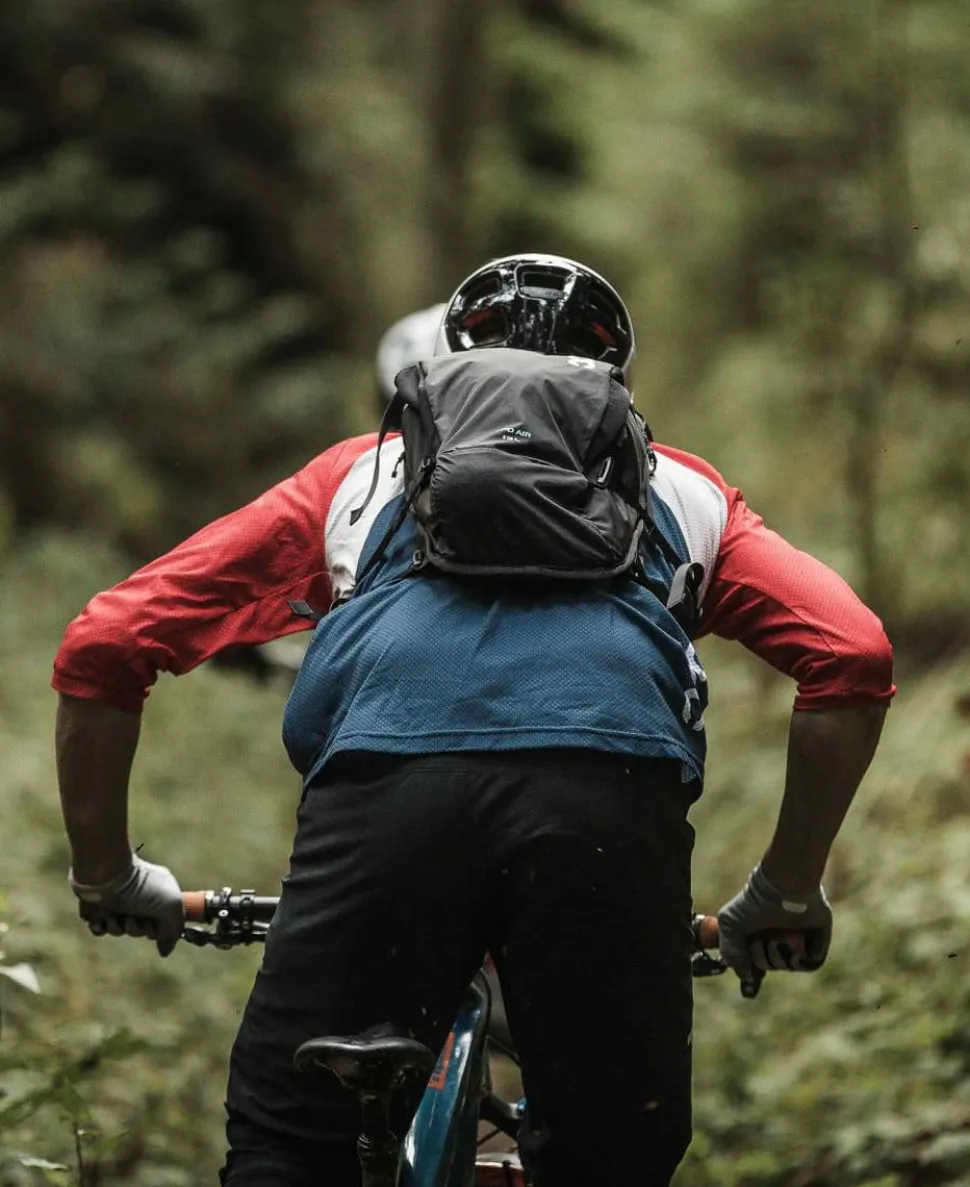 POC Men's Essential Enduro Shorts Uranium Black