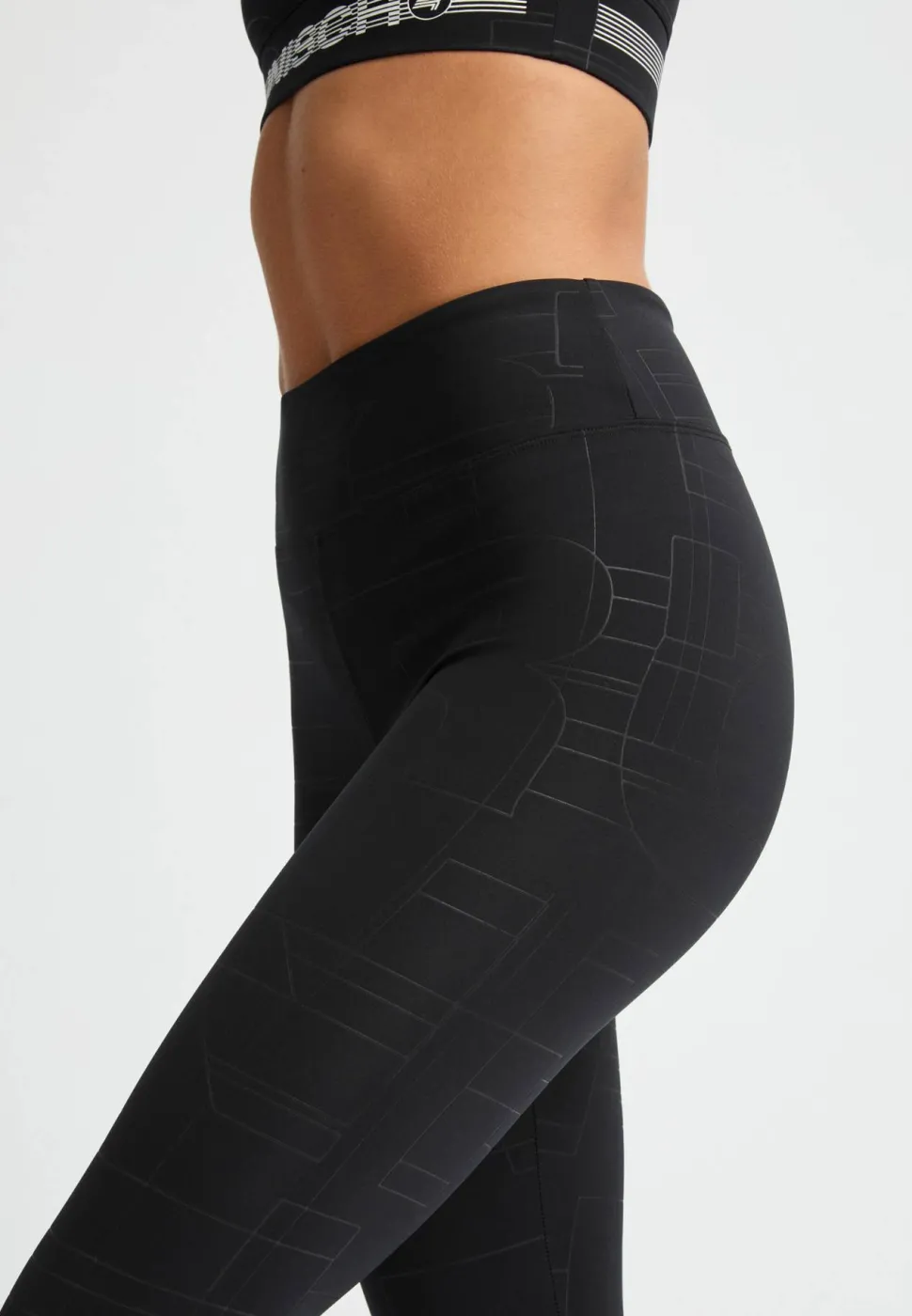 Röhnisch Women's Logo Effect High Waist Tights Black Logo Emboss