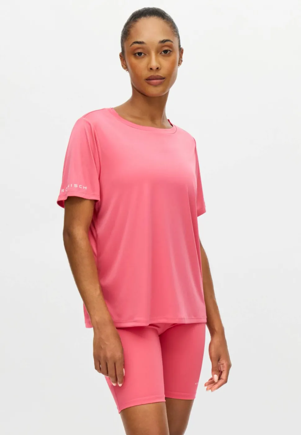 Röhnisch Women's Team Logo Tee Fruit Dove