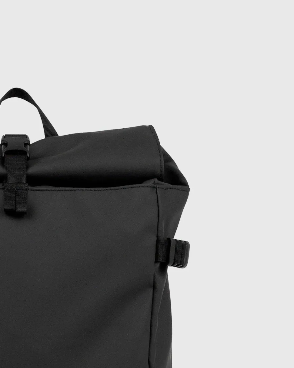 Sandqvist Stream Slim Rolltop M Black
