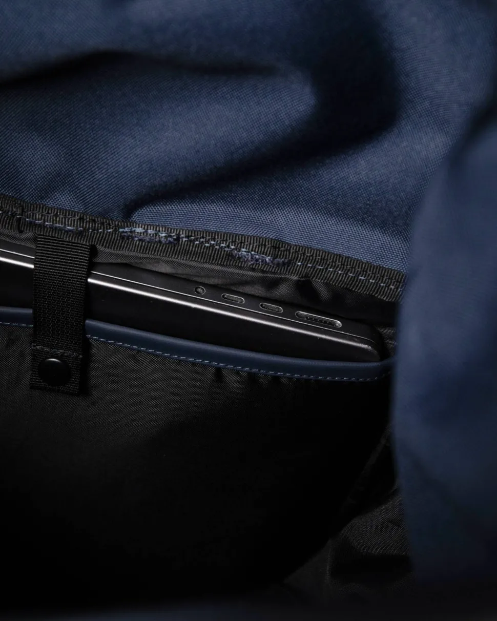 Sandqvist Stream Slim Rolltop L Blue