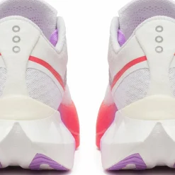 Saucony Women's Endorphin Pro 4 White/crocus