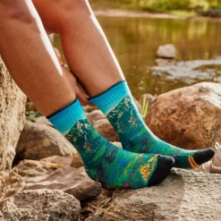 Smartwool Women's Hike Mountain Lake Print Crew Socks Targeted Cushion Capri