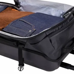 Thule Chasm Wheeled Carry On Duffel 55 cm Black