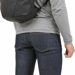 Thule Tact Backpack 16L Black