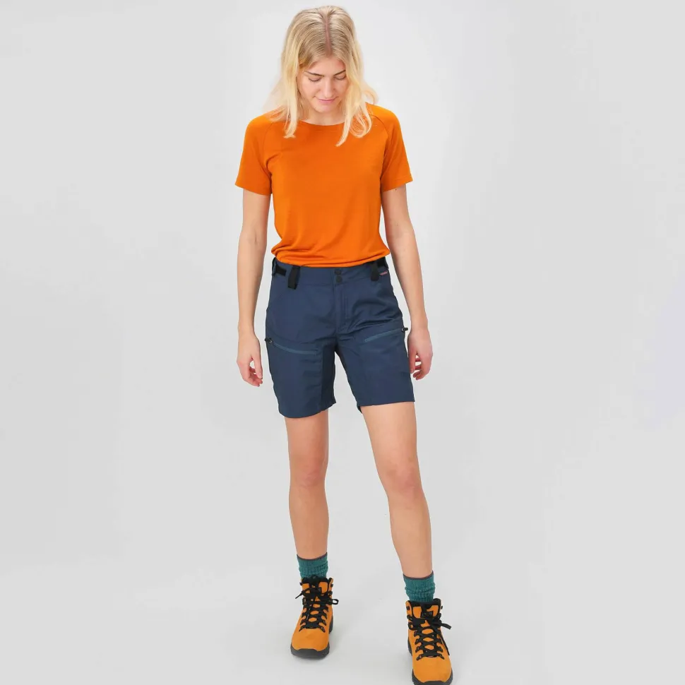 Urberg Women's Liabygda Hiking Shorts Midnight Navy