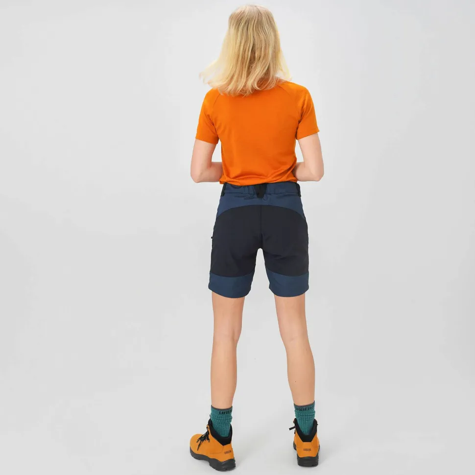 Urberg Women's Liabygda Hiking Shorts Midnight Navy