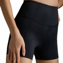 2XU Women's Flex Hi-Rise Compression 4 Inch Short Black/black